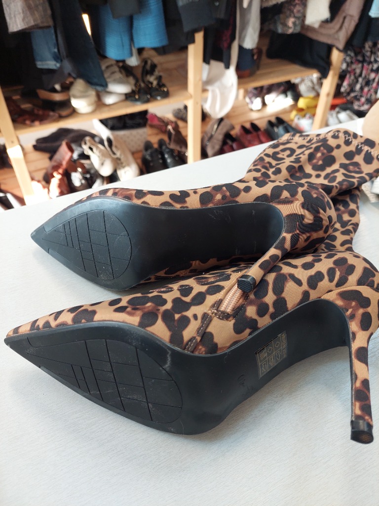 Hlébarðastígvél 40