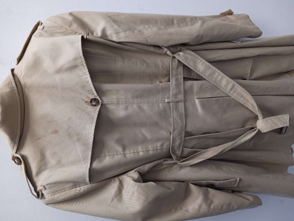 Asos trenssi 46 tahraa