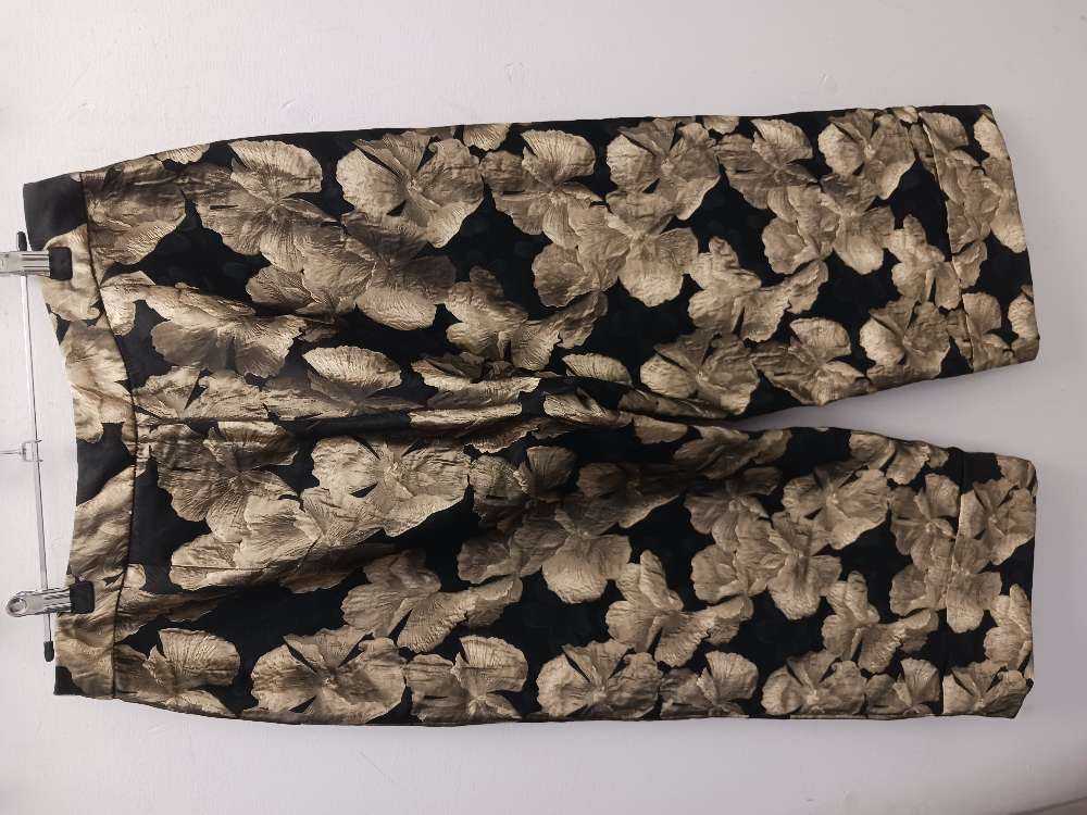 Lindex mustakullanvär. housut 40