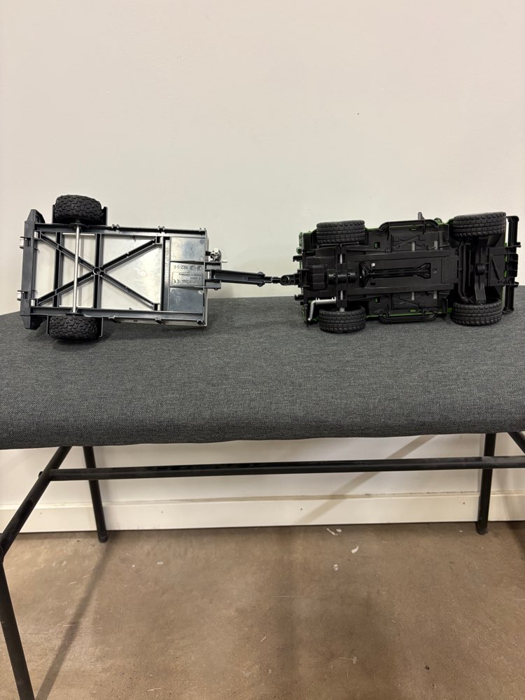 Land Rover peräkärryllä