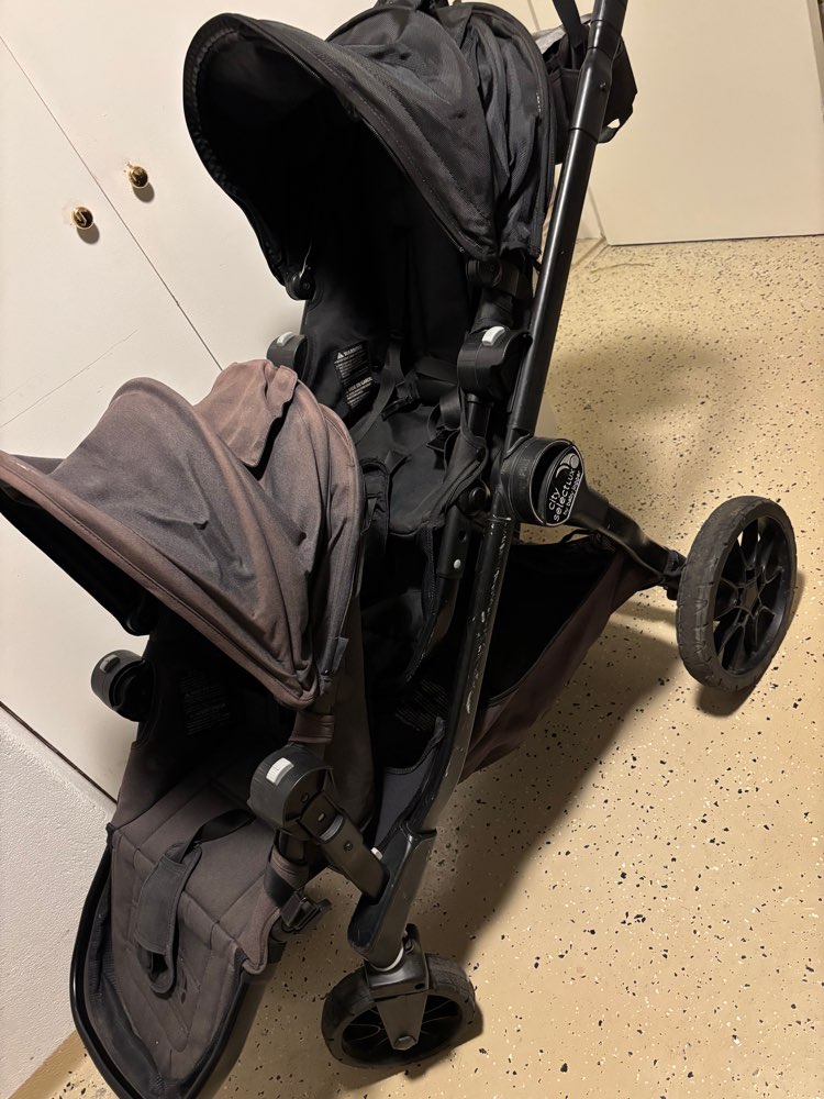 Baby jogger city select