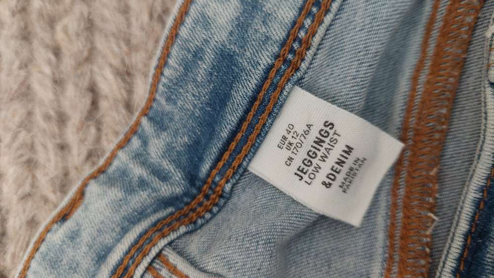 H&M vaaleat farkut koko 170cm