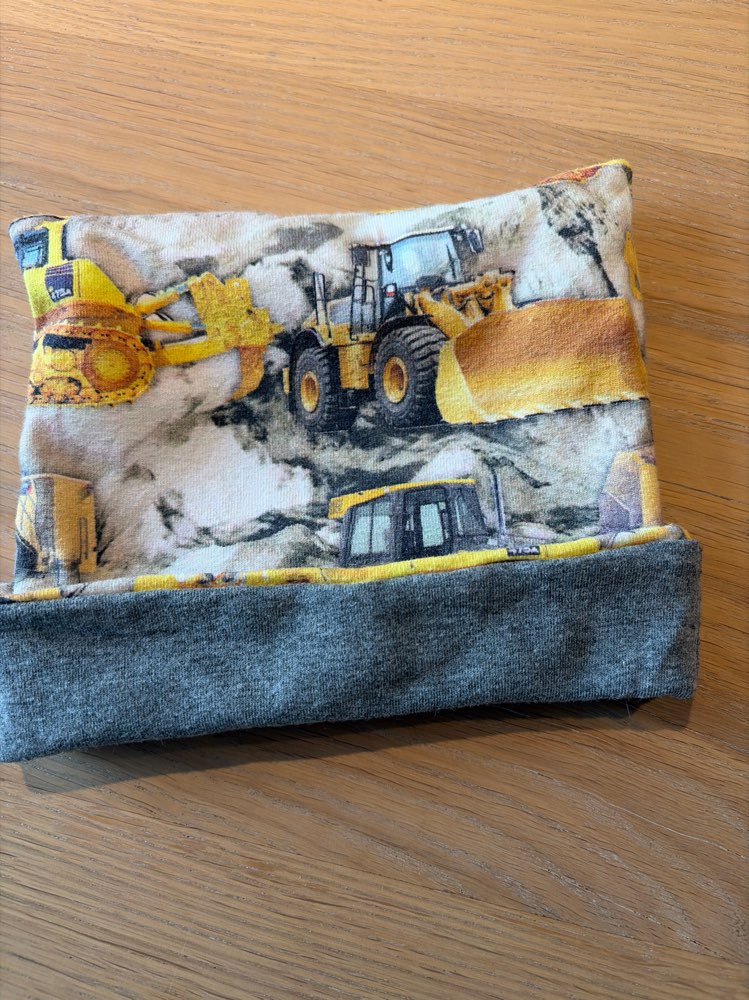 Vinnuvèla húfa 0-1 árs