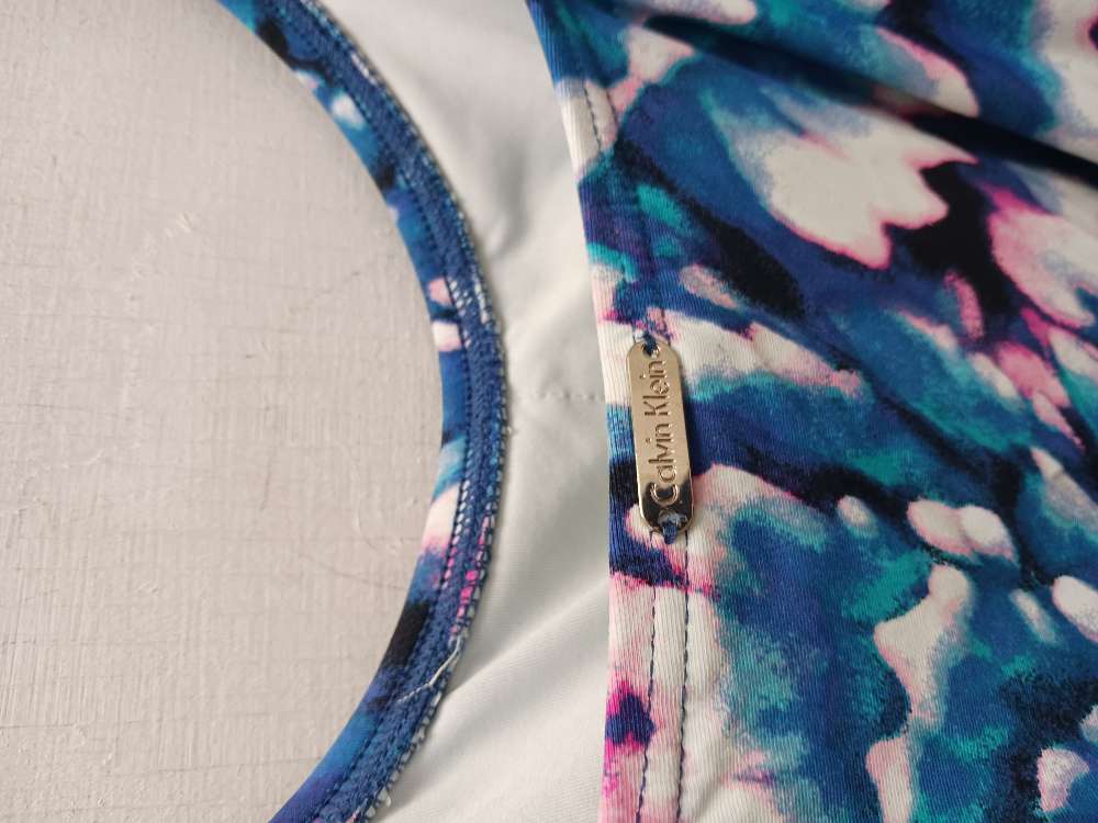 Sin.pun. Calvin Klein uimapuku 12