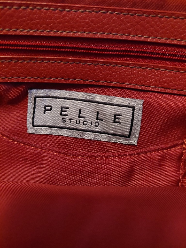 Peile Studio bakpoki