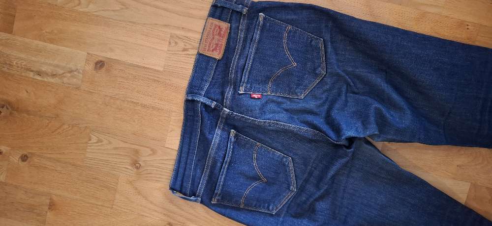 Levis skinny jeans st. 27