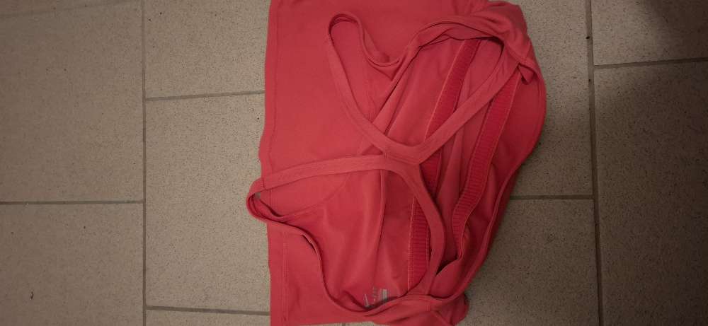 Bleikur st. XL Nike toppur