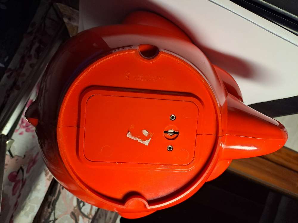 Iso Fantti säästöpankkilipas