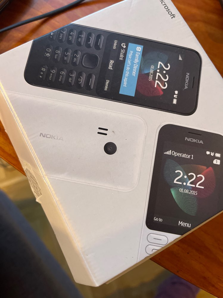 NOKIA PUH 222,uusi, laturi