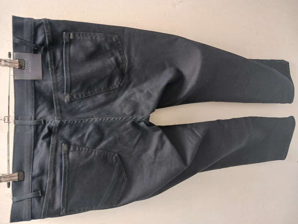 Brax tum.siniset housut 35/30