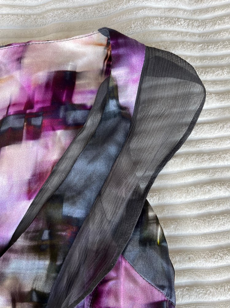 Liu Jeans mekko 100% silkkiä