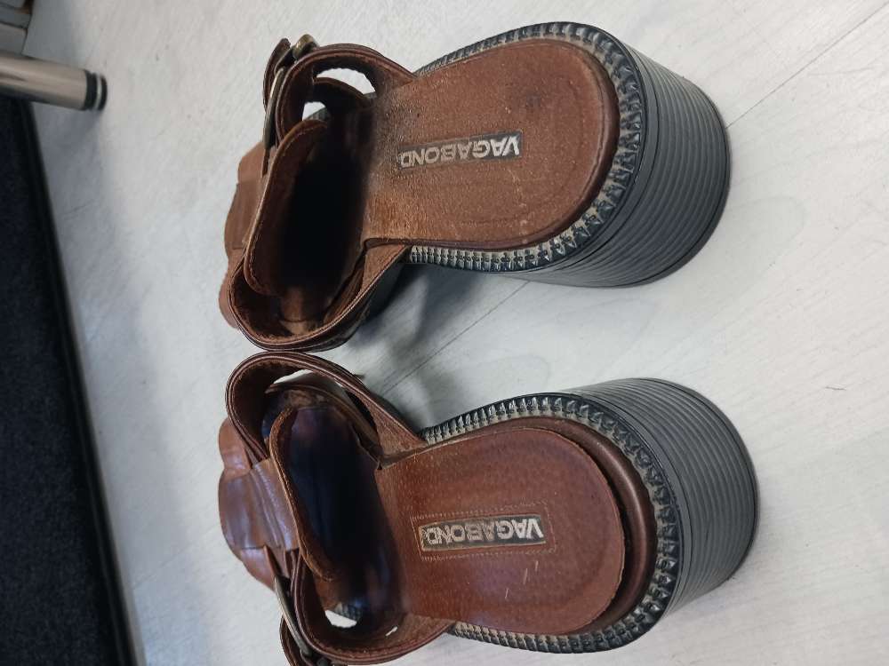 Vagabond ruskeat korkosandaalit 40