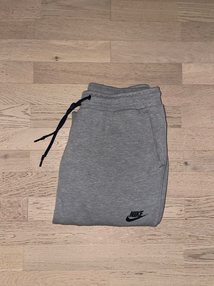 Nike tech joggebukse