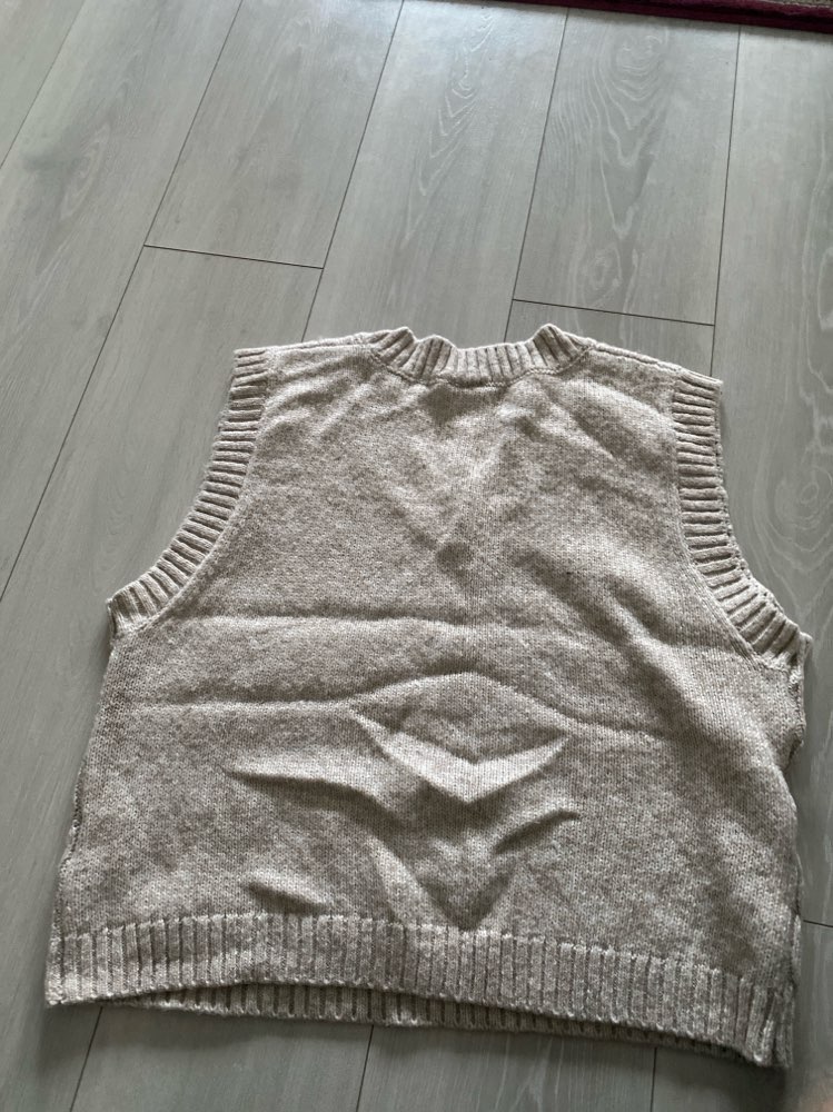 Beige palmikkoinen neuleliivi, L