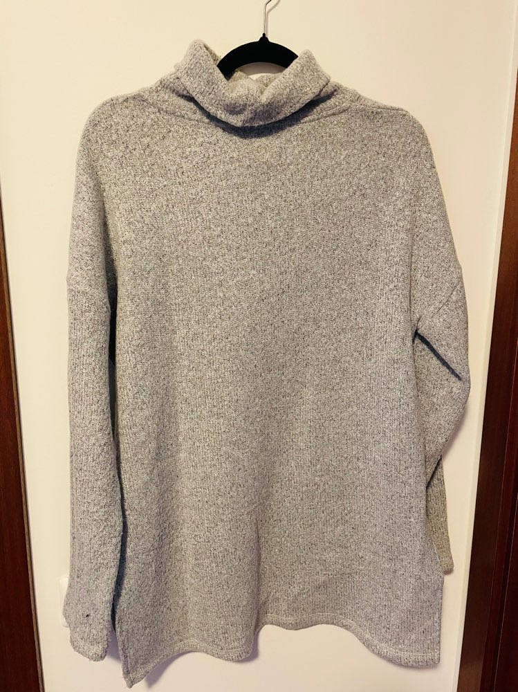 Crew neck peysa M