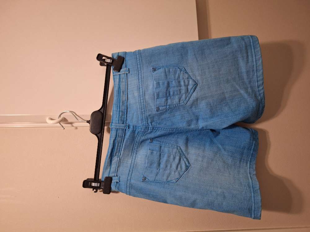 Vaal.sin. stretch farkkushortsit (36)