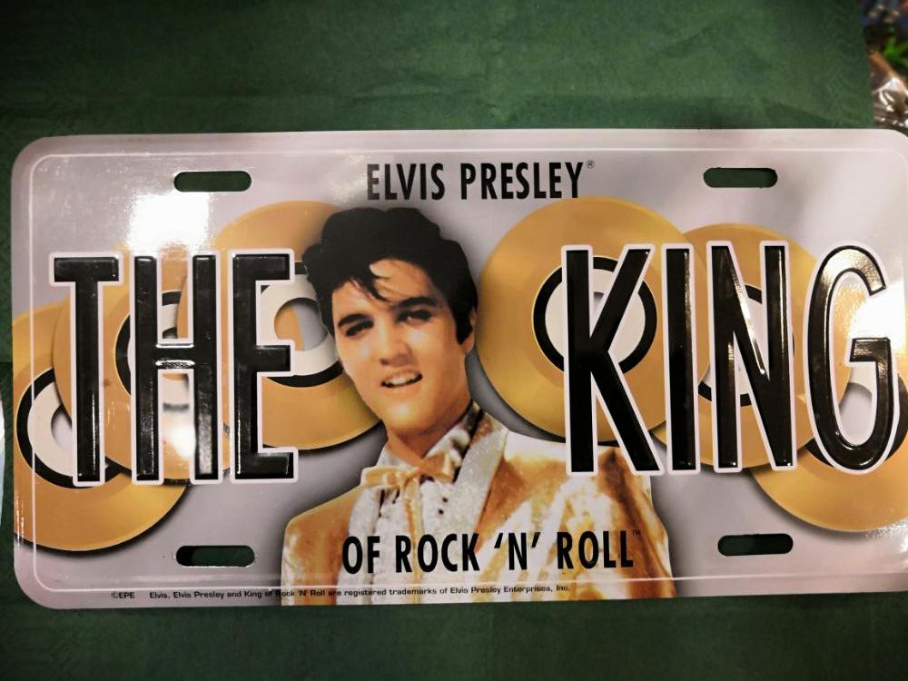 Elvis metal card