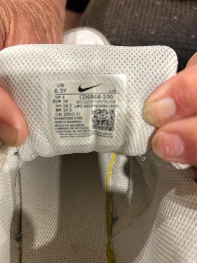 AirMax hvite sko str 39