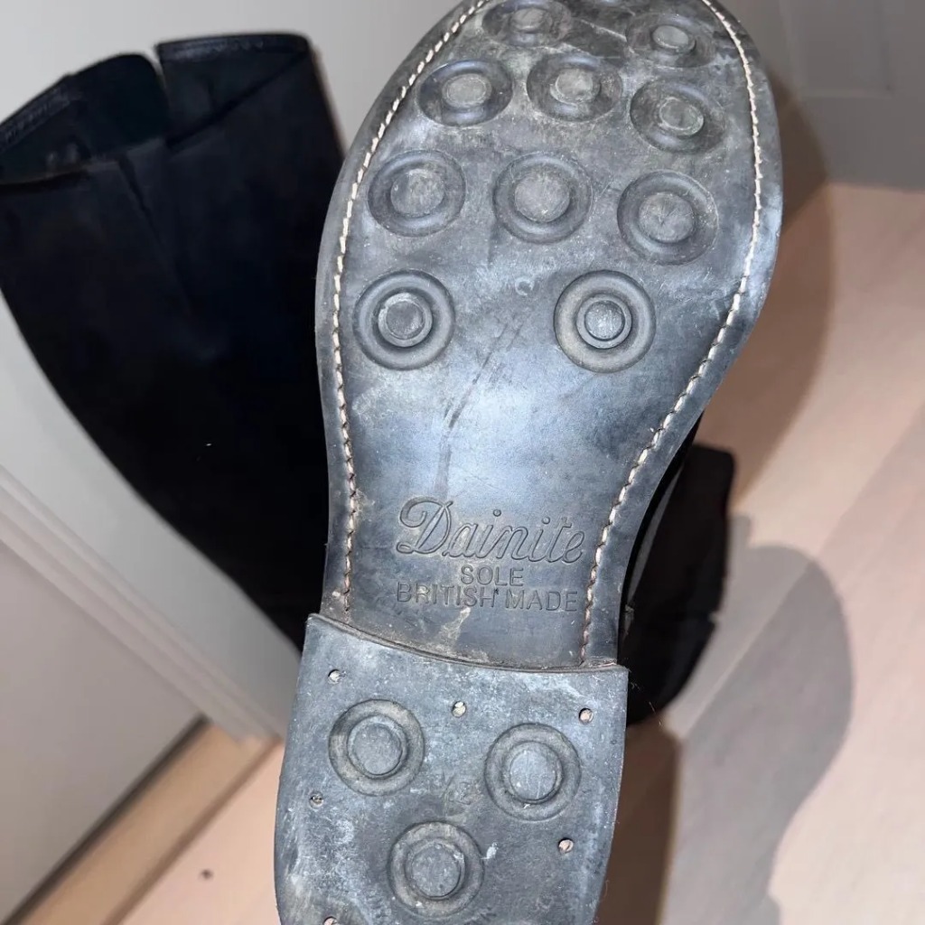 Primeboots - Svarte skinnstøvletter