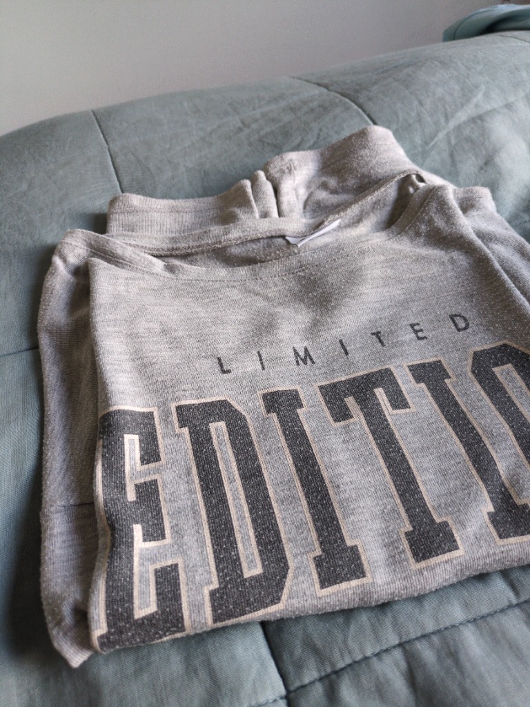 Harmaa paita 2/3 hihat ginatricot XS