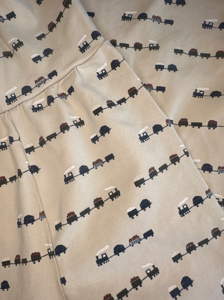 2x notað Müsli lestarsett 74