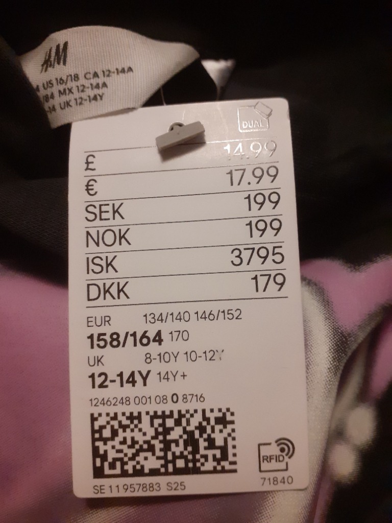 Ný Stitch hettupeysa 158/164
