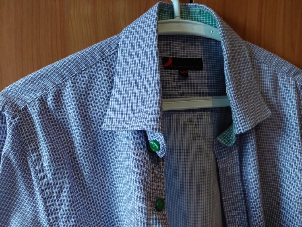 Dressman skyrta,  töff köflótt með grænum tölum , str large 
