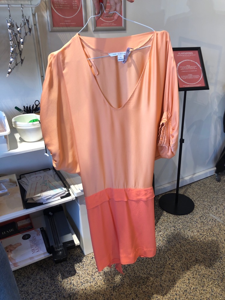 Diane Von Furstenberg kjole 