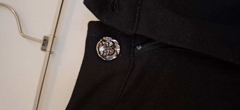 UK 12 taperd buxur Disturbia