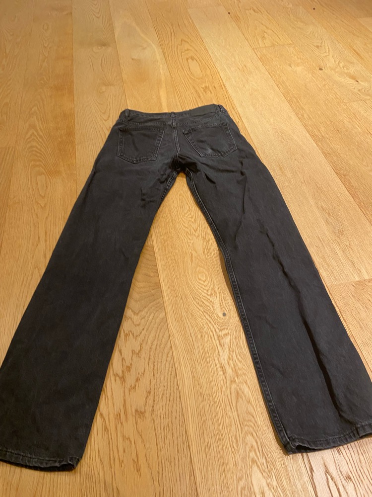 Junkyard svart jeans str 36