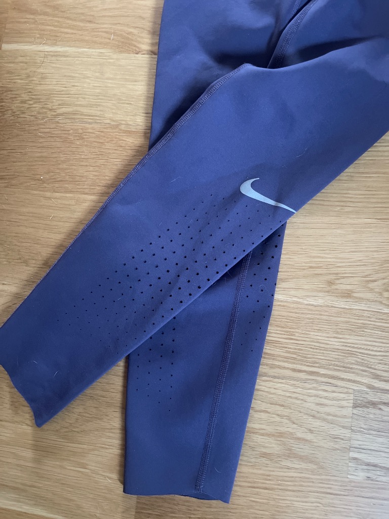 Dökkfjólubláar nike pro buxur i s