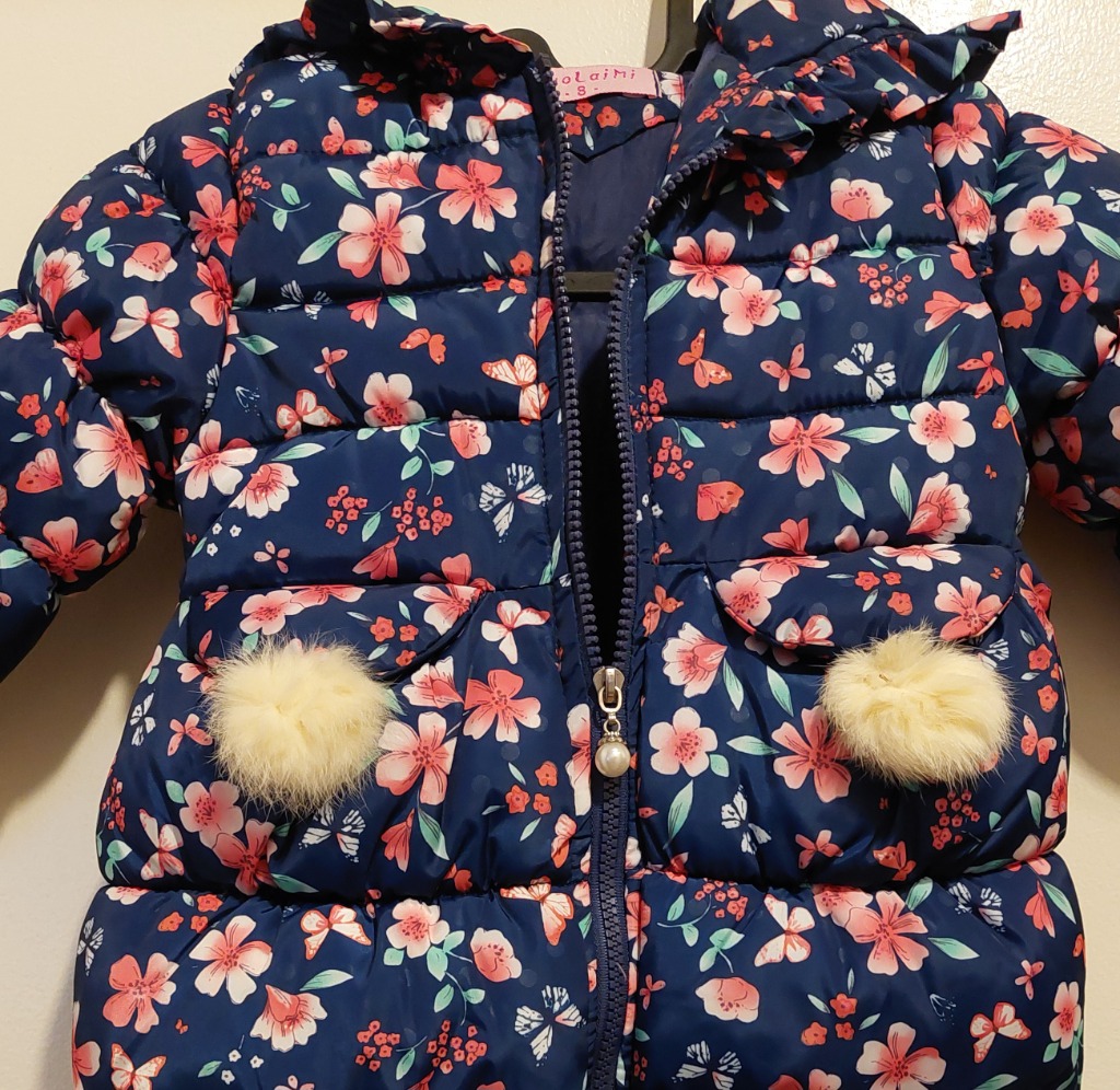 Ihana söpö tyttöjen talvitakki