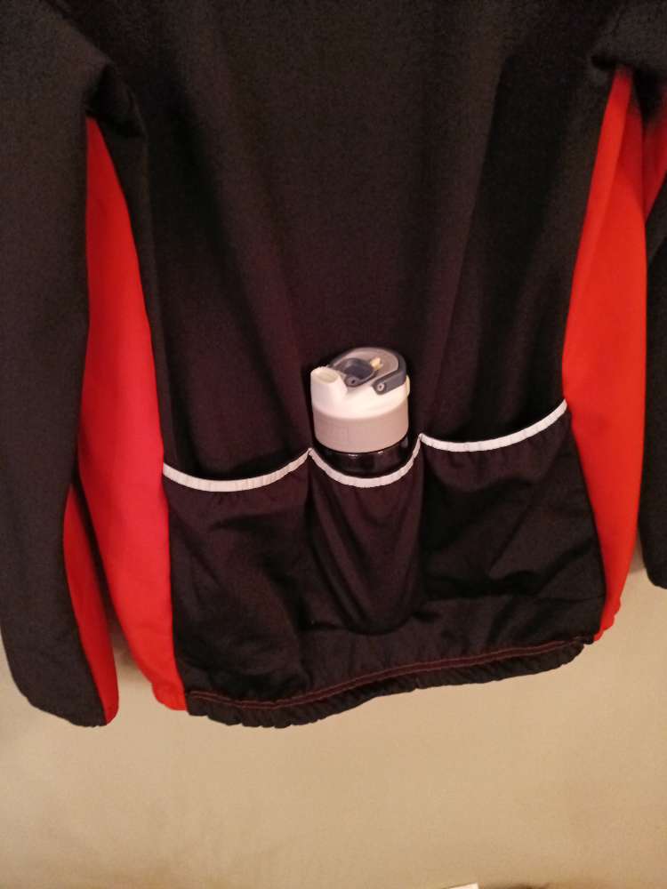 ARSUXEO vatns- og vindheldur jakki L