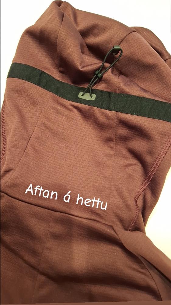 ON hettupeysa rauðbrún stærð xs (meira eins og S)