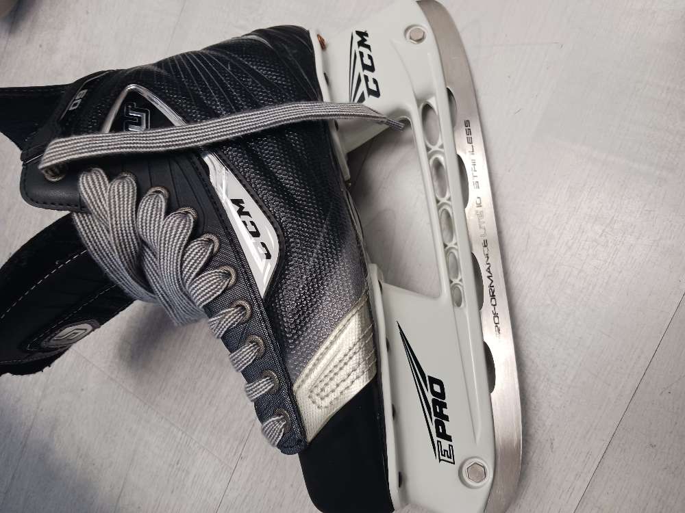 CCM U 09 luistimet koko 41