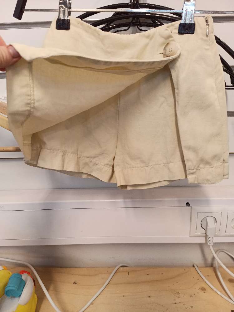 Zara stuttbuxnapils St 116