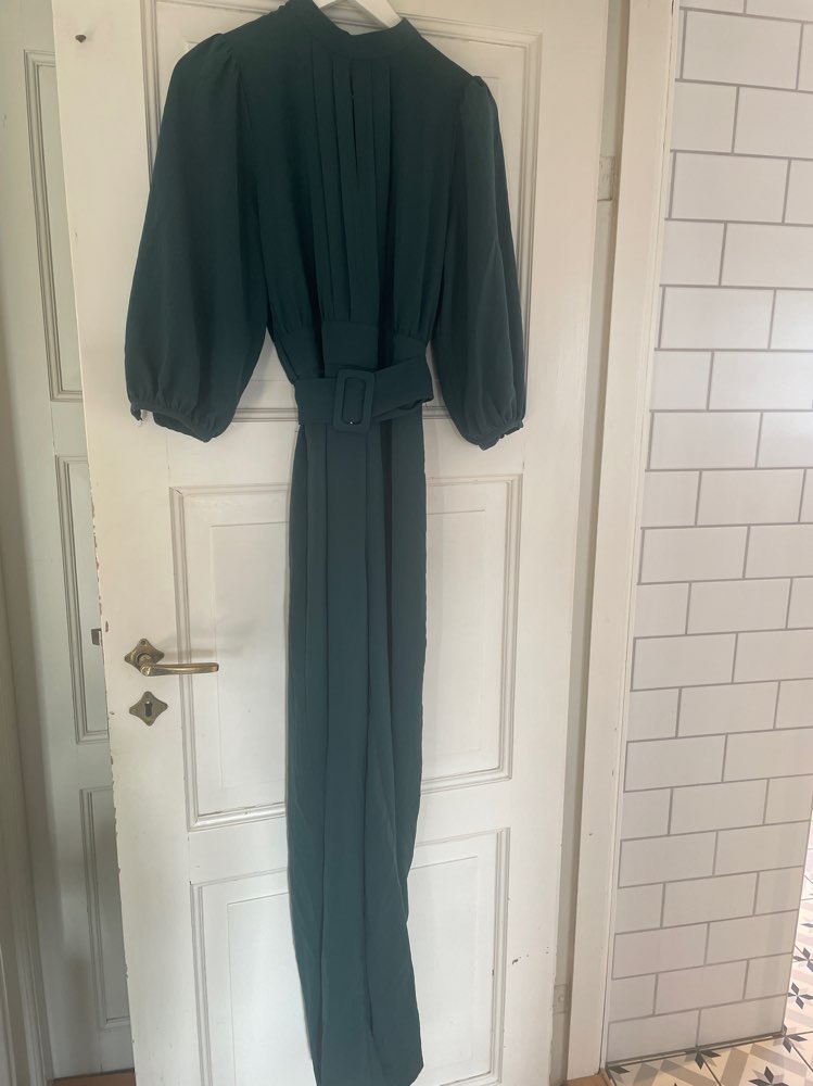 Jump suit Zara grønn i  S