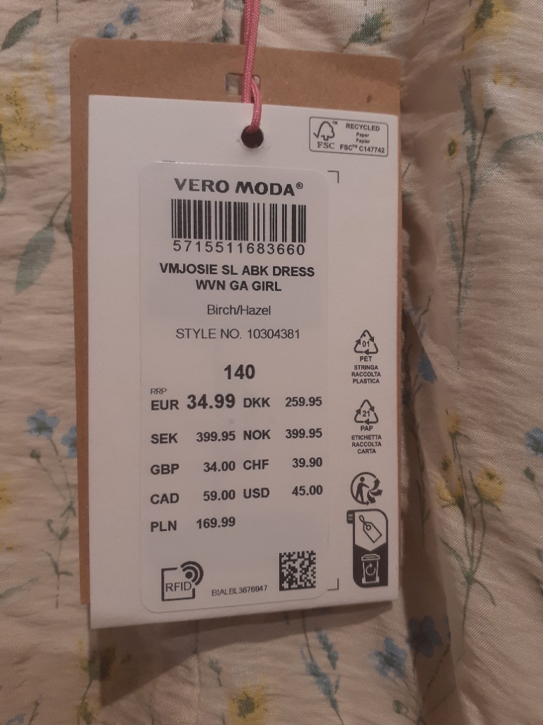 Nýr Vero Moda kjóll 140