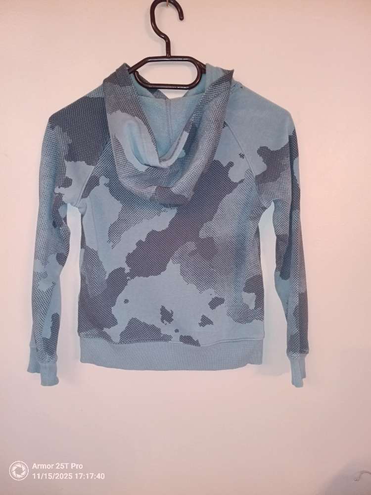 UNDER ARMOUR hettupeysa St YXS (134/140)