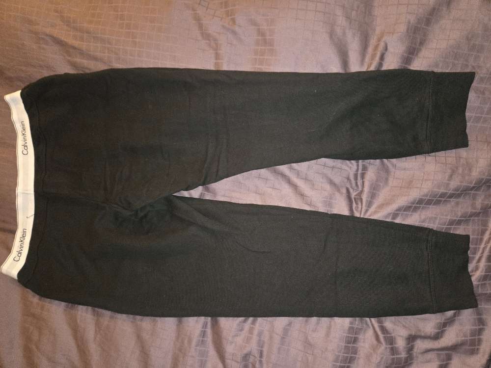 Calvin Klein st. L