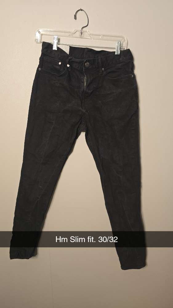 Hm gallabuxur svartar st.30/32 slim fit