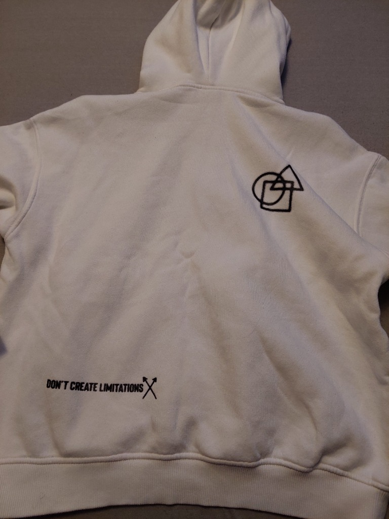 Zara hvít peysa 164