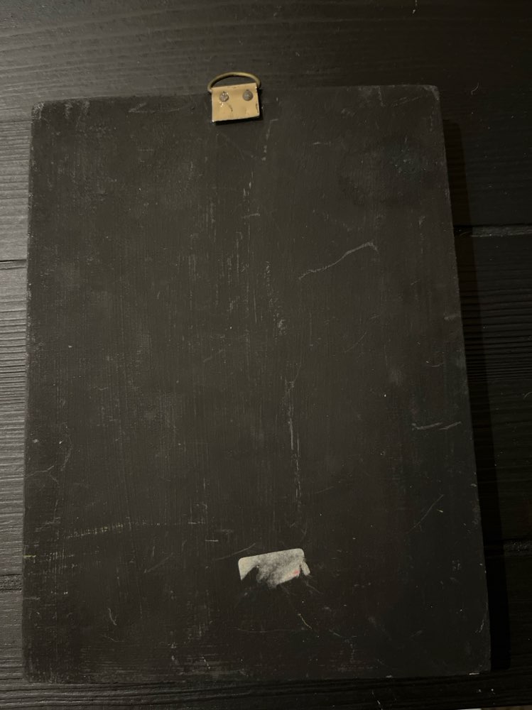 Taulu lakattua puuta