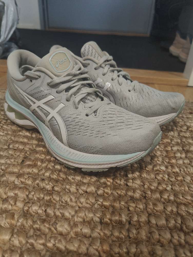 Asics juoksukengät koko 39