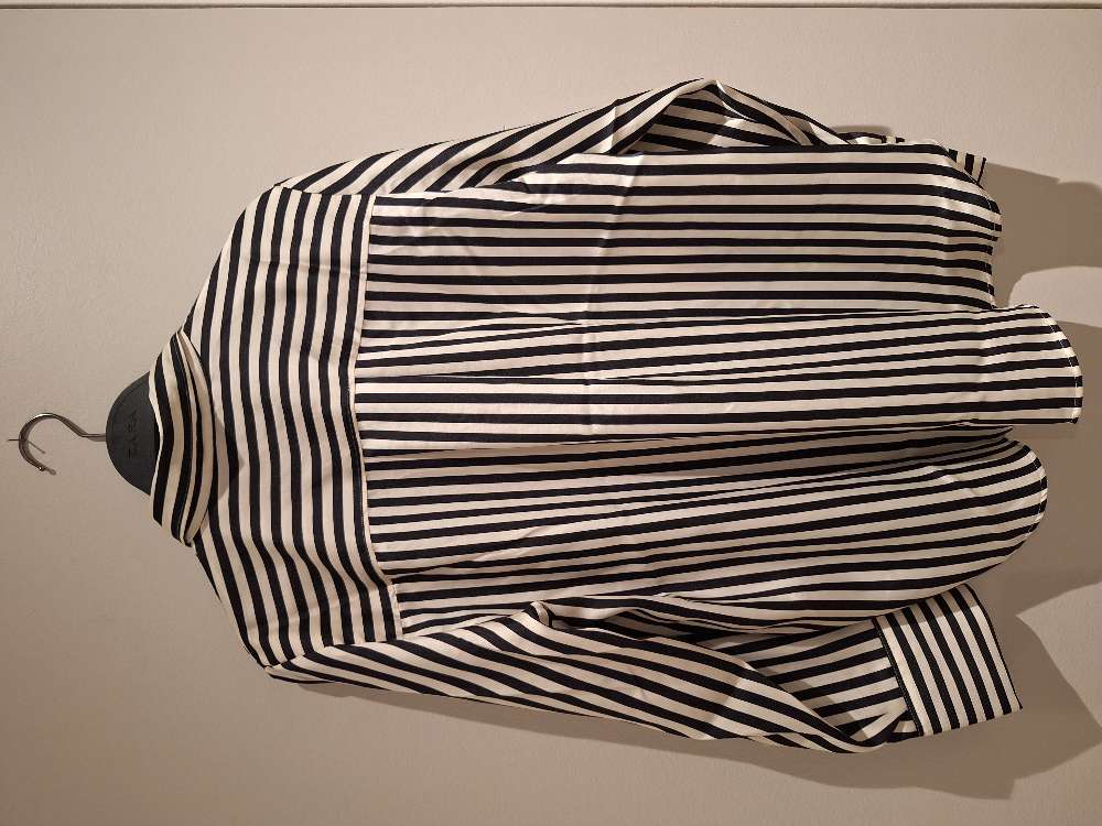 Skyrta satin röndótt M kvk