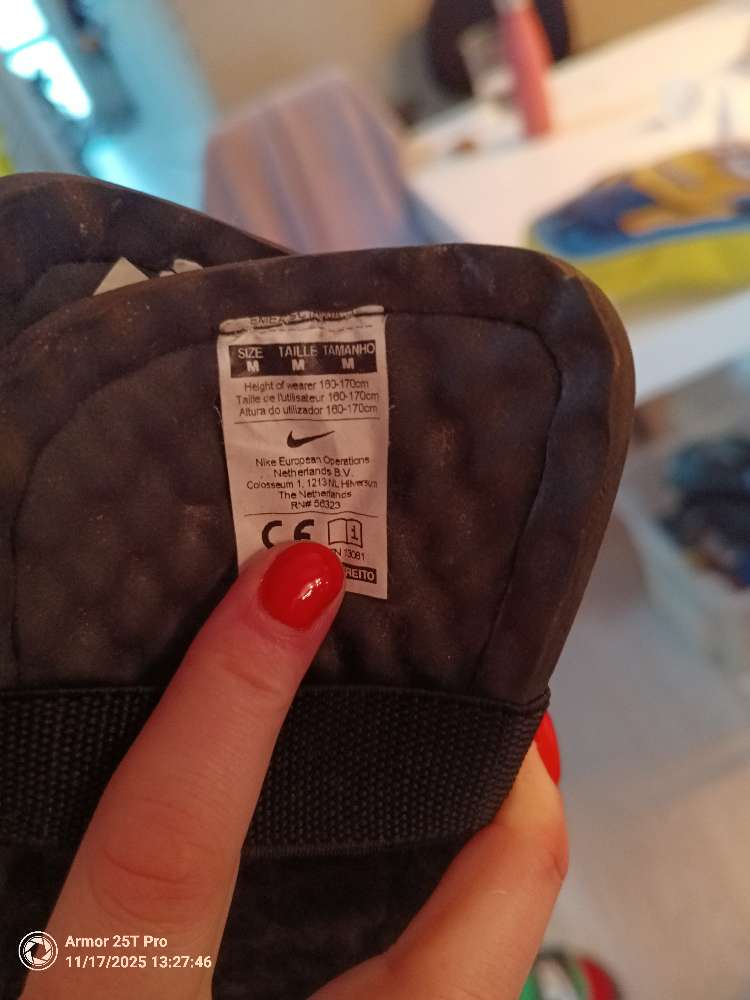 Nike Mercurial/slip-in legghlífar St M