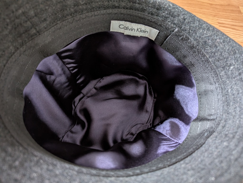 Calvin Klein -hattu