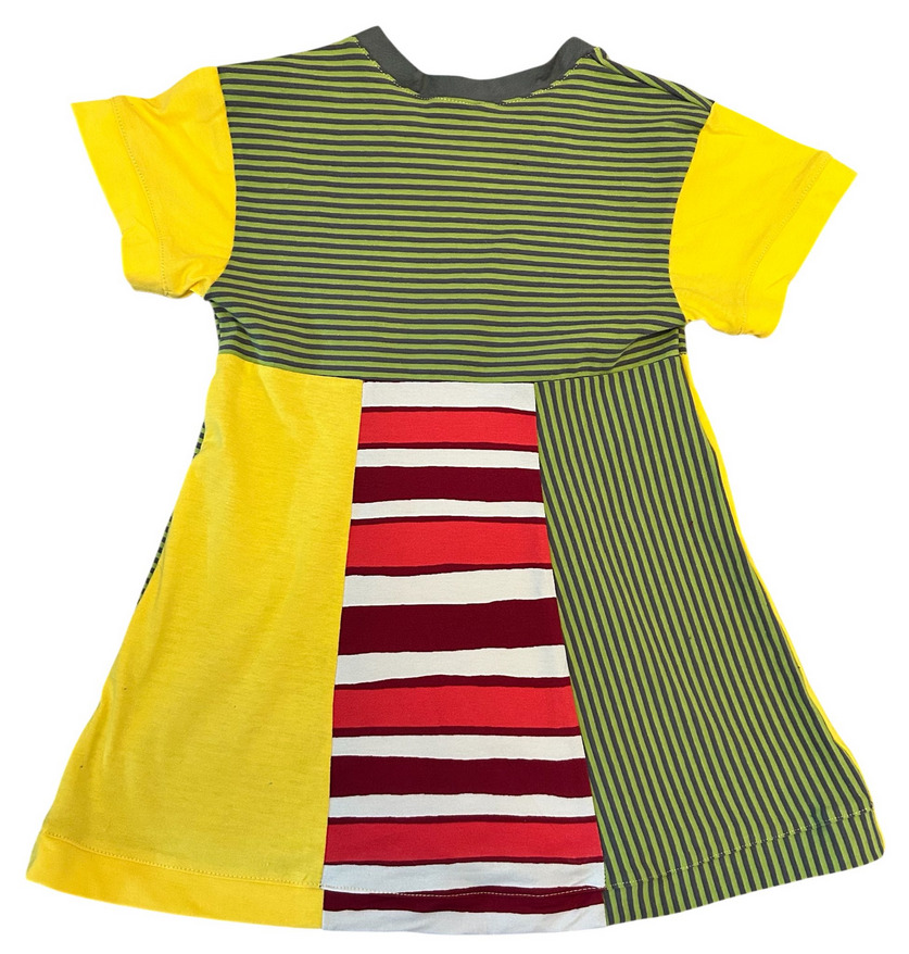 Uusi Rusetti mekko, koko 98cm.