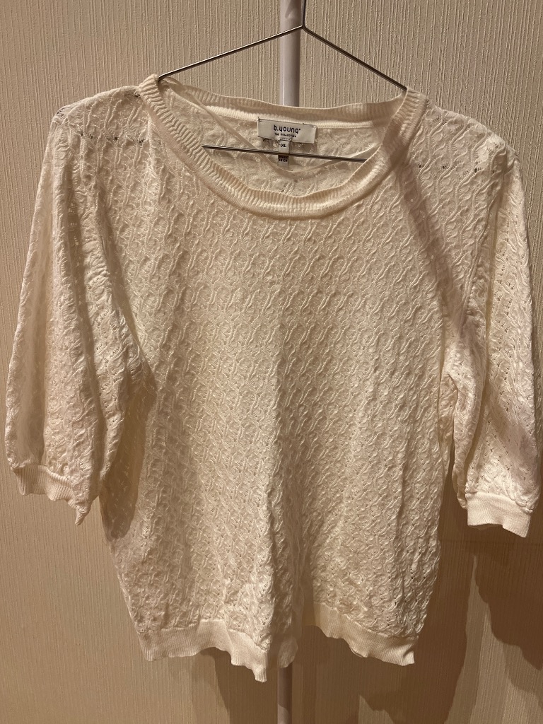 XL b.young hvit topp