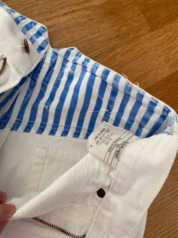 valkoiset vintage farkkushortsit